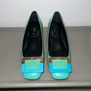 Roger Vivier Belle Vivier Patent Leather Pumps